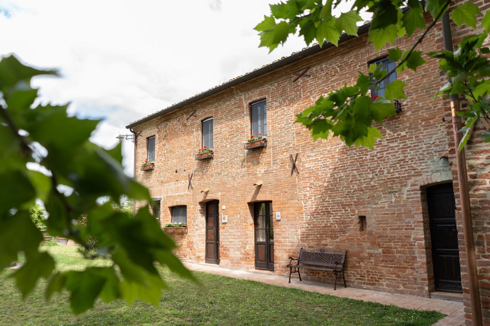 Equo Suites Petrignano Del Lago Exteriér fotografie