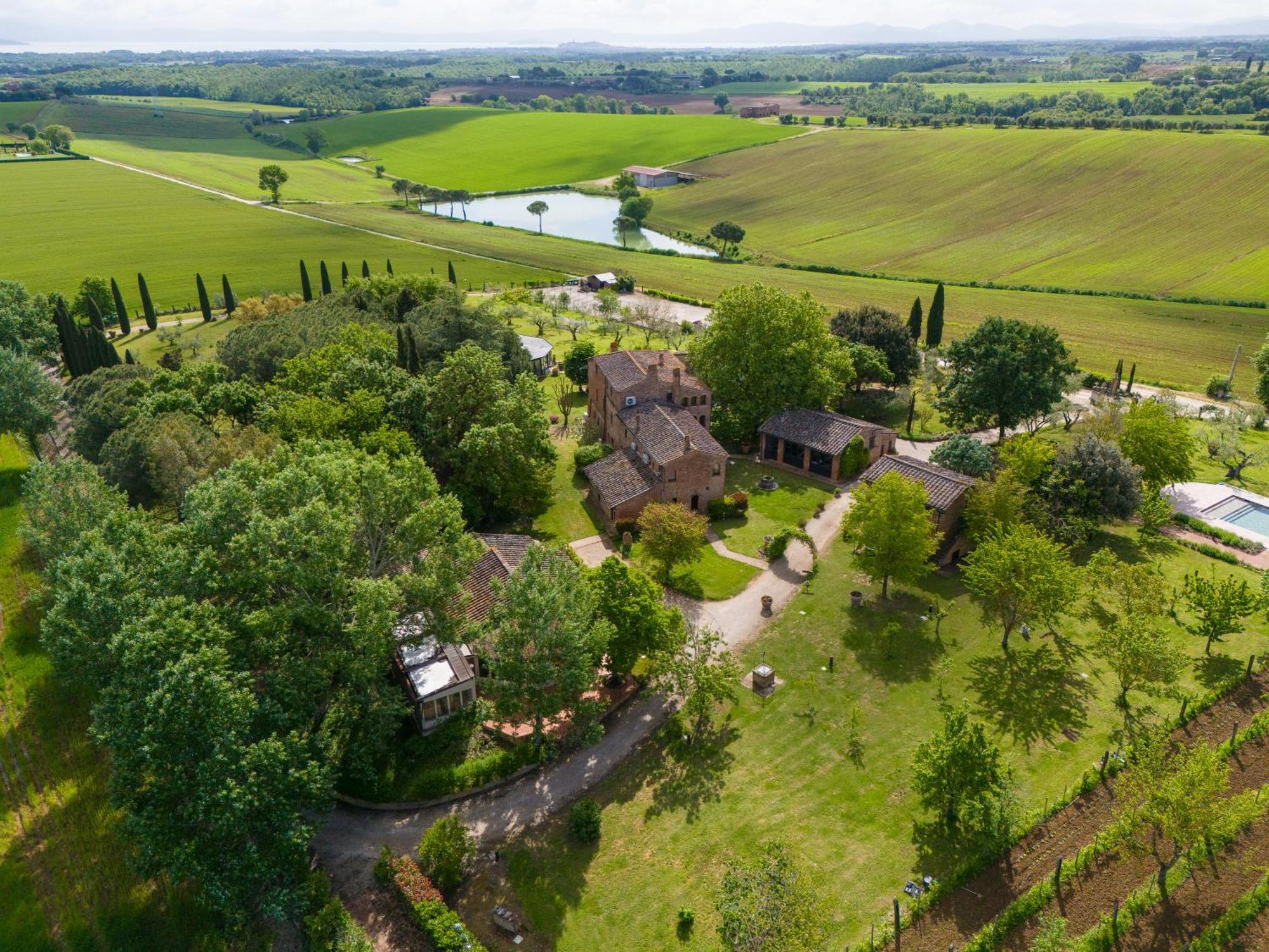 Equo Suites Petrignano Del Lago Exteriér fotografie