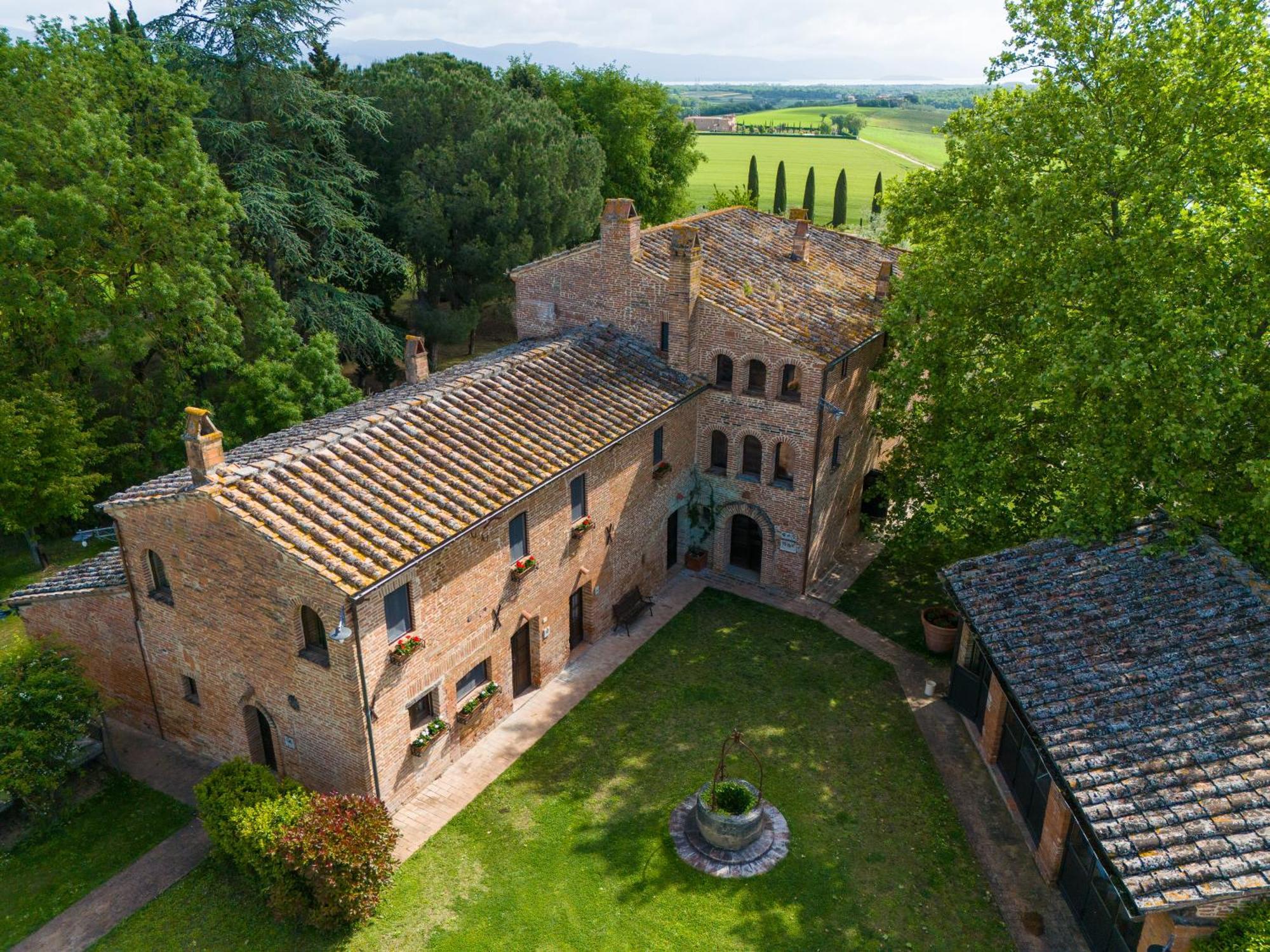 Equo Suites Petrignano Del Lago Exteriér fotografie
