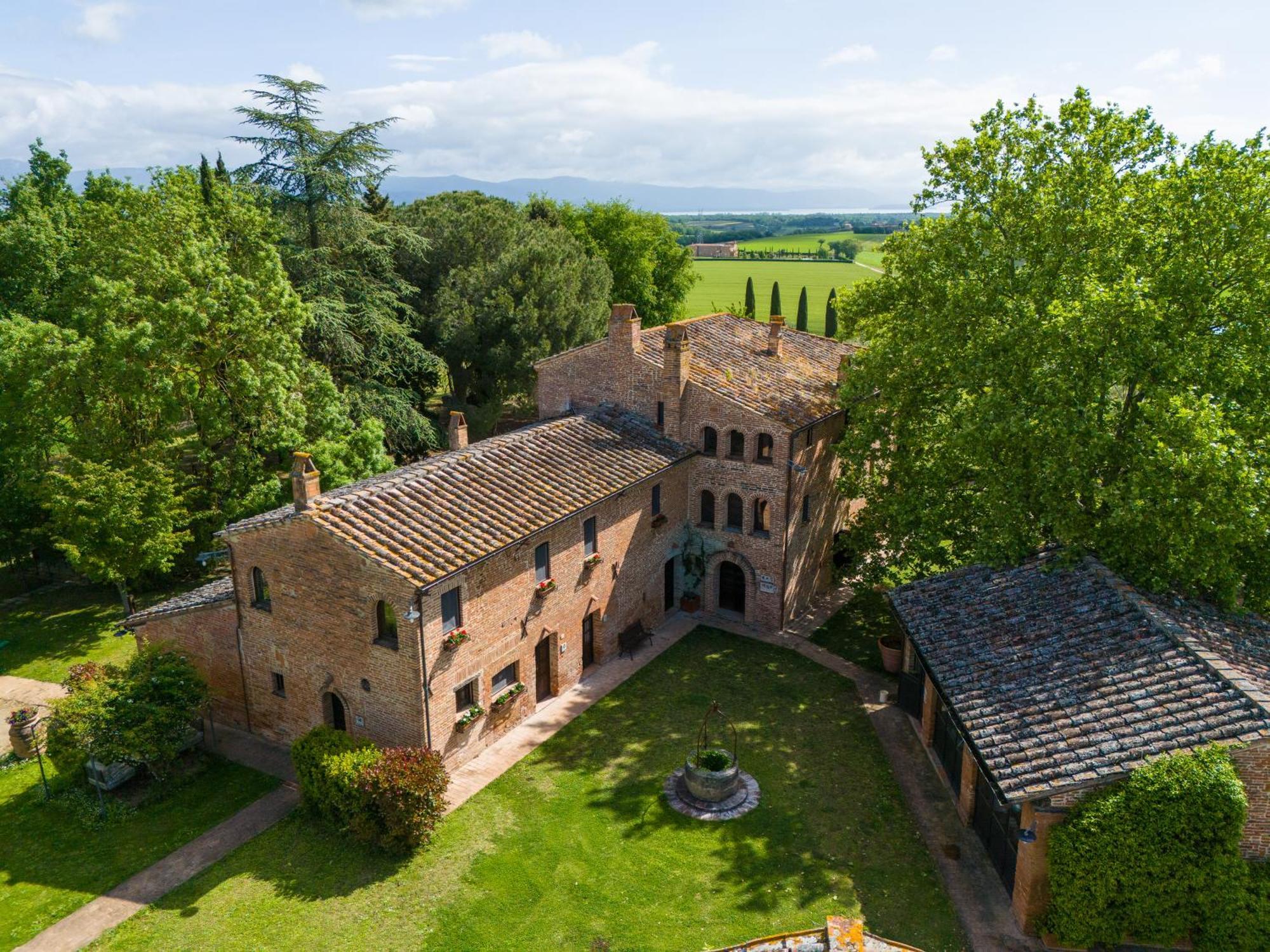 Equo Suites Petrignano Del Lago Exteriér fotografie